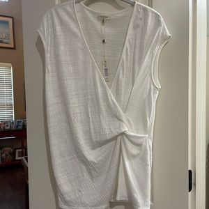 Max Studio faux wrap White tee s/s XL